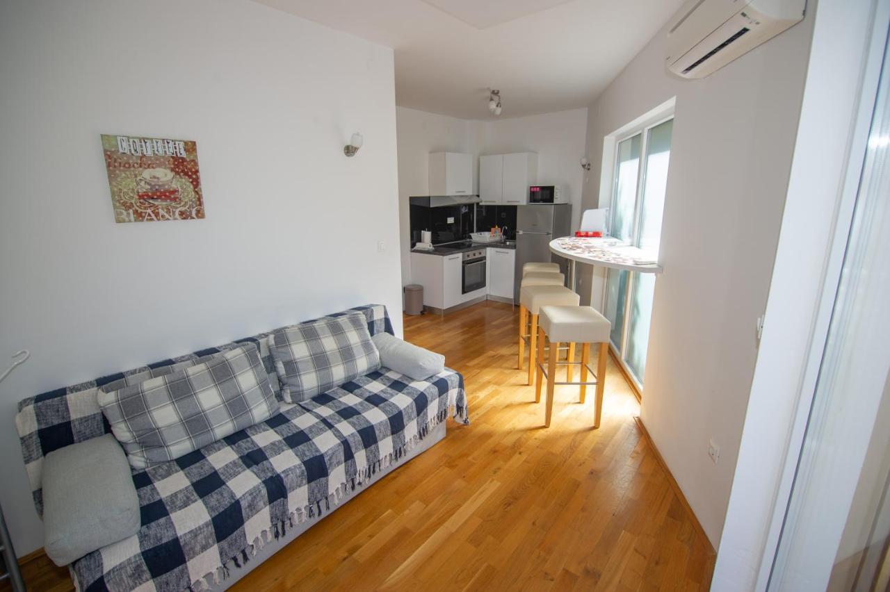 Apartment Davor Малинська Екстер'єр фото